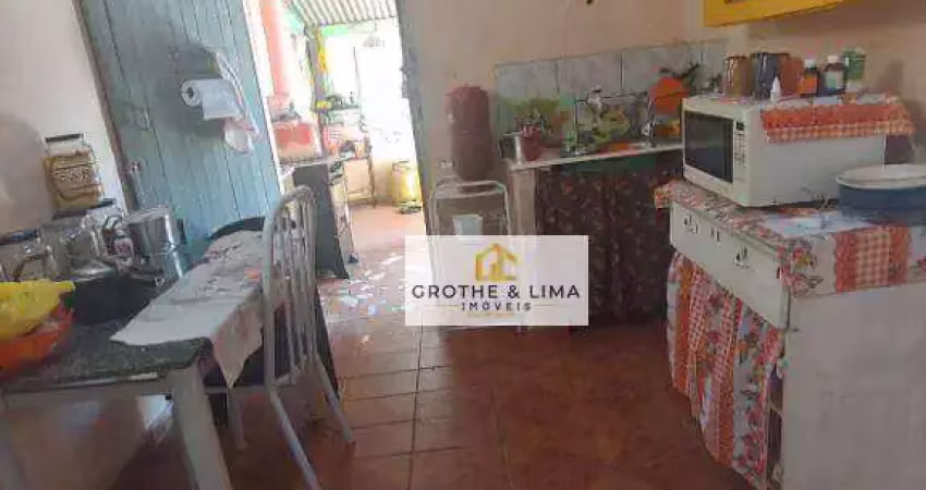 Casa com 2 dormitórios à venda, 52 m² por R$ 265.000,00 - Centro - São Luiz do Paraitinga/SP
