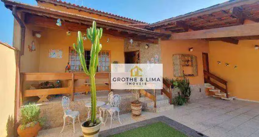 Casa térrea em lote inteiro – 3 dormitórios, área gourmet e garagem para 3 carros