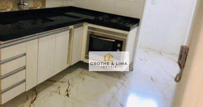 Apartamento com quintal, de 2 dormitórios, 56 m² - venda por R$ 175.000 ou aluguel por R$ 1.200/mês - Jardim Baronesa - Taubaté/SP