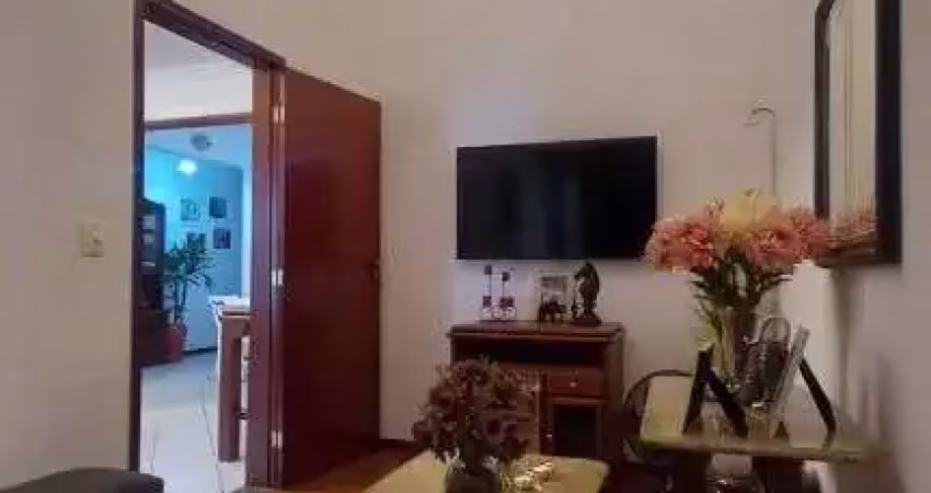 Casa com 3 dormitórios à venda, 175 m² por R$ 740.000,00 - Jardim Independência - Taubaté/SP