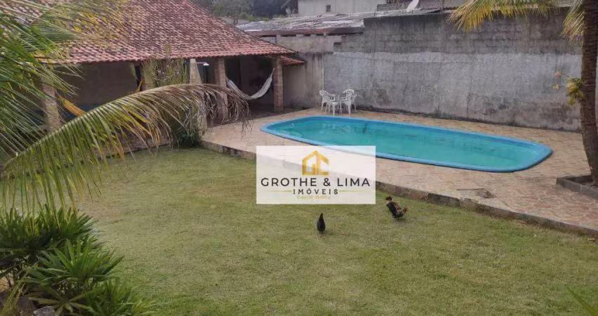 Chácara á venda c/ 2.340m² com 3 dorm, 2 suites, local ótimo, fácil acesso a rodovia e centro da cidade - Águas de Canindu - São José dos Campos/SP