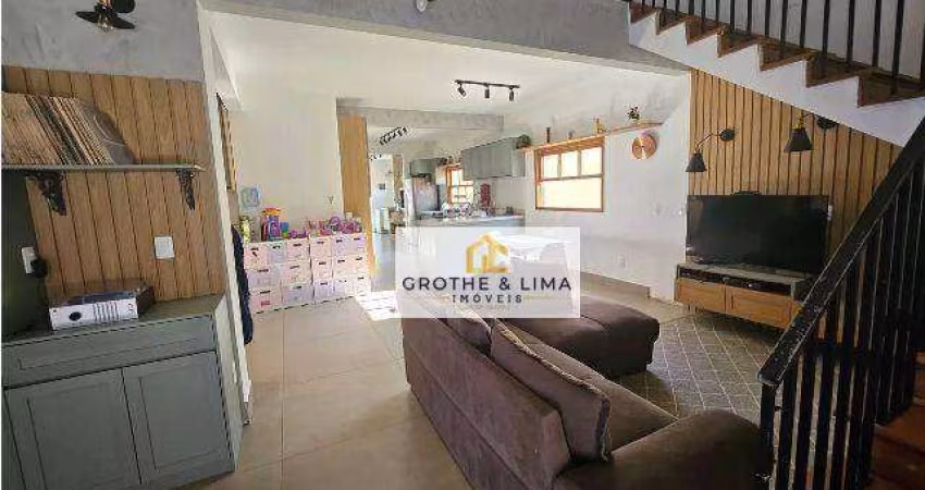 Sobrado com 3 dormitórios à venda, 250 m² por R$ 650.000,00 - Village das Flores - Caçapava/SP
