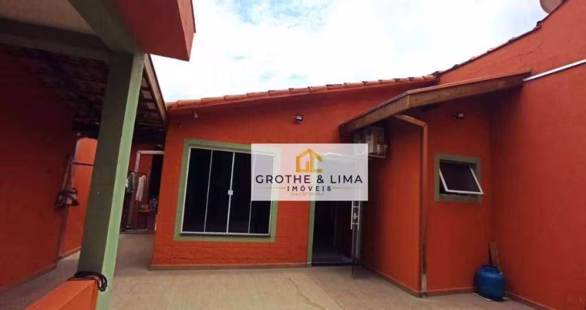 Casa com 2 dormitórios à venda, 170 m² por R$ 530.000,00 - Parque Califórnia - Jacareí/SP