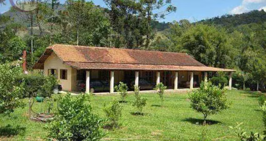 Chácara com 4 dormitórios à venda, 4000 m² por r$ 550.000,00 - nogueiras - sapucaí-mirim/mg
