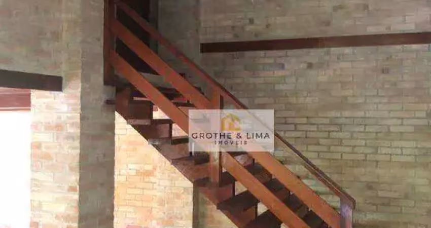 Sobrado à venda no mais nobre condomínio fechado de ubatuba