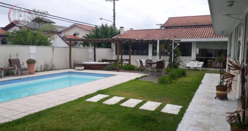 Sobrado à venda no Jardim Colinas com 540m²