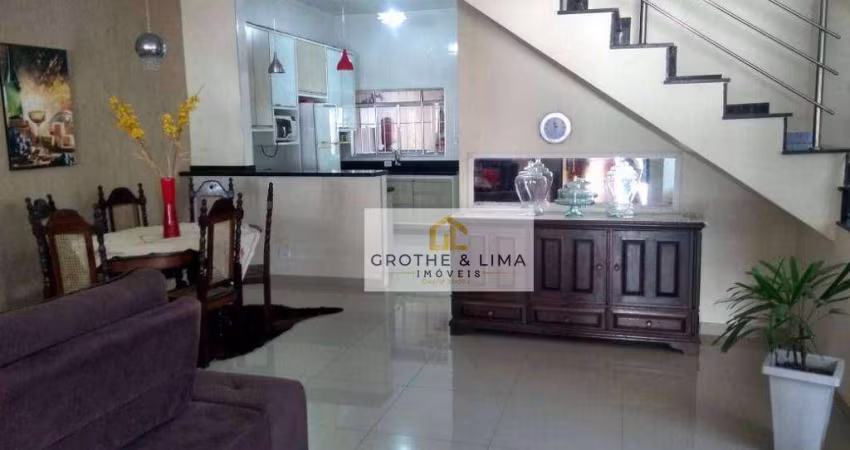 Sobrado com 3 dormitórios à venda, 220 m² por R$ 750.000,00 - Villa Branca - Jacareí/SP