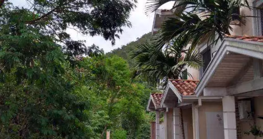 Casa com 2 dormitórios à venda, 140 m² por R$ 900.000,00 - Cigarras - São Sebastião/SP