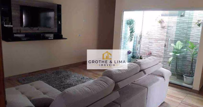 Casa com 3 dormitórios à venda, 167 m² por R$ 630.000,00 - Parque Nova Esperança - São José dos Campos/SP