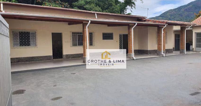Casa 3 dormitórios - Quintal Amplo - Caraguatatuba/SP