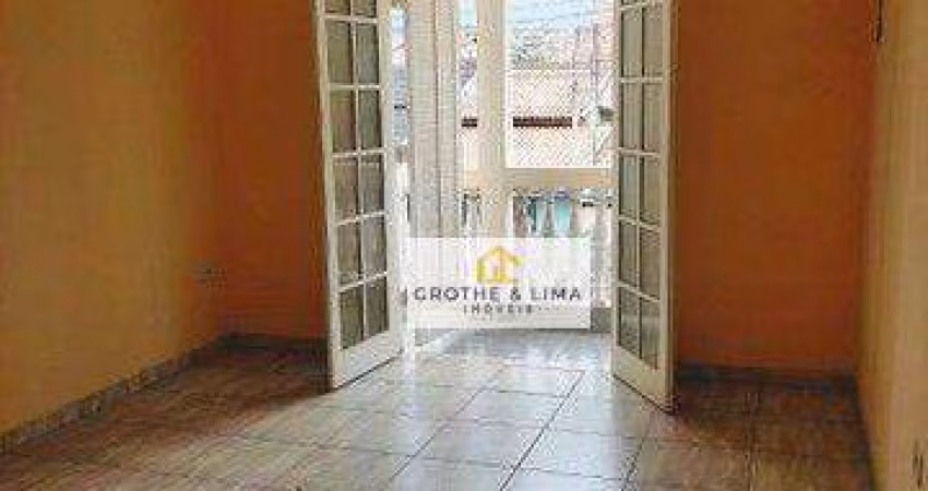 Sobrado com 2 dormitórios à venda, 250 m² por R$ 403.000 - Jardim das Cerejeiras - São José dos Campos/SP