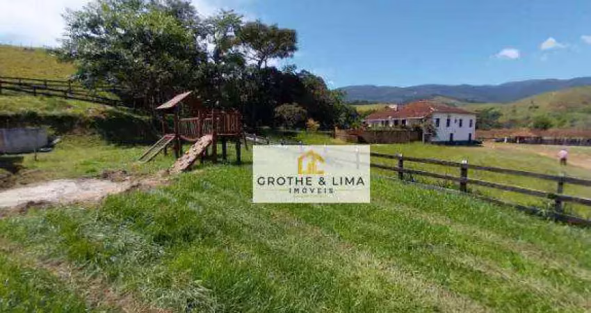Maravilhosa fazenda de 215 alqueires à venda de porteira fechada no município de roseira-sp.