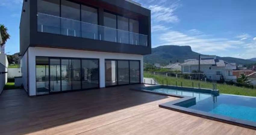 Casa com 3 quartos à venda em Pedra Branca, Palhoça 