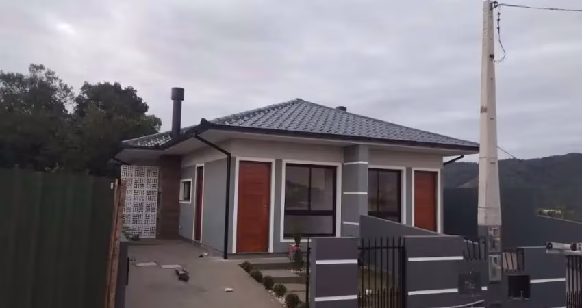 Casa com 2 quartos à venda no Forquilhas, São José 