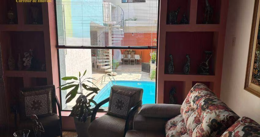 Sobrado com 3 dormitórios à venda, 178 m² por R$ 1.800.000,00 - Pompéia - Santos/SP