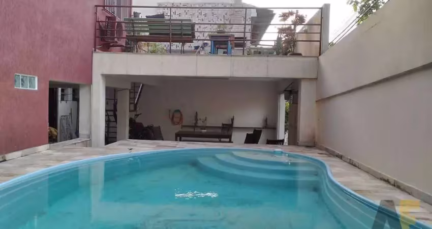 Casa com 3 dormitórios à venda, 348 m² por R$ 790.000,00 - Freguesia de Jacarepaguá - Rio de Janeiro/RJ