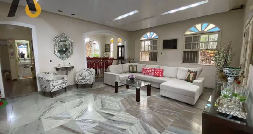 Casa com 3 dormitórios à venda, 287 m² por R$ 870.000,00 - Freguesia de Jacarepaguá - Rio de Janeiro/RJ