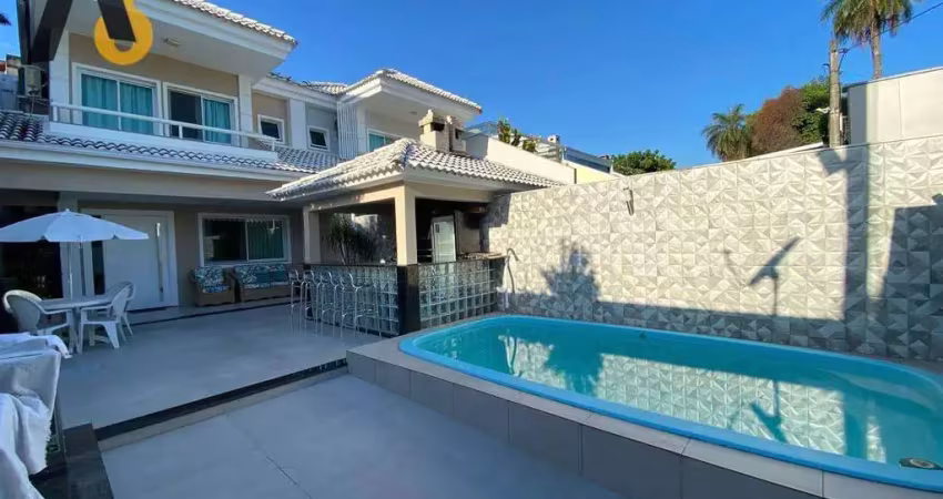 Casa com 3 suites  à venda, 176 m² por R$ 1.480.000 - Freguesia de Jacarepaguá - Rio de Janeiro/RJ