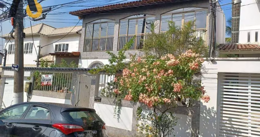 Casa em condomínio fechado com 4 quartos à venda na Rua Patos de Minas, Taquara, Rio de Janeiro