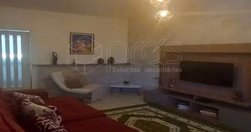 Residencial - Pq das Oliveiras