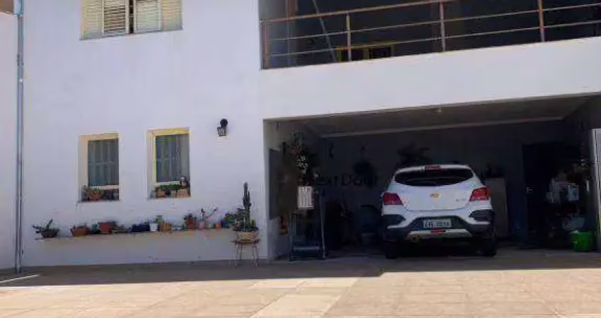 Sobrado para venda em parque jambeiro de 241.00m² com 3 quartos, 1 suite e 6 garagens
