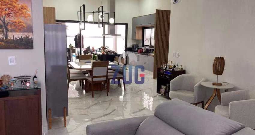 Sobrado à venda em Valinhos, Roncáglia, com 3 suítes, com 253 m², Condomínio Madre Maria Vilac