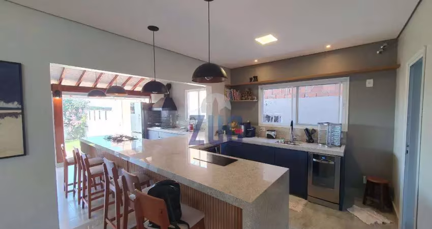 Sobrado à venda em valinhos, residencial santa maria, com 3 quartos, com 210 m²
