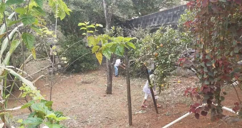 Duas casas no mesmo terreno à venda na vila clarice