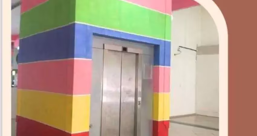 Casa comercial à venda na Avenida Deputado Oswaldo Studart, Fátima, Fortaleza