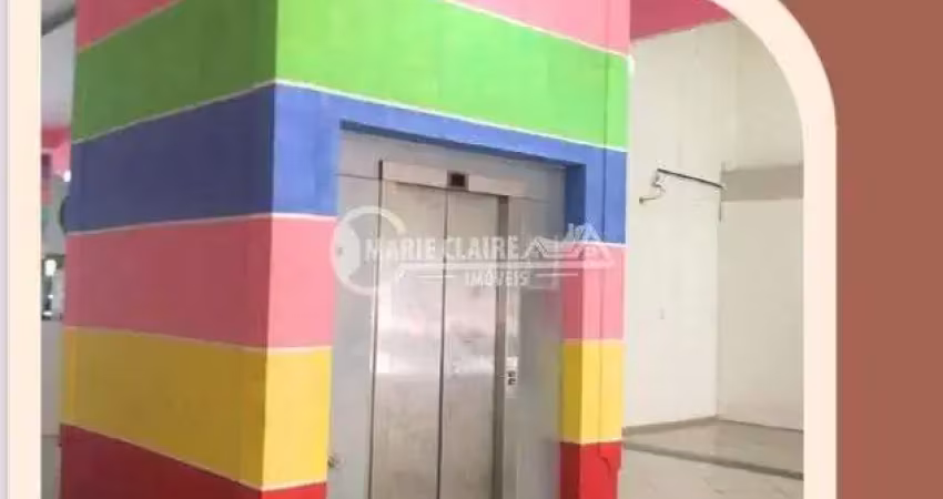 Casa comercial à venda na Avenida Deputado Oswaldo Studart, Fátima, Fortaleza
