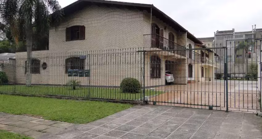 Casa em condomínio fechado com 4 quartos à venda na Rua Roberto Lambach, Bacacheri, Curitiba