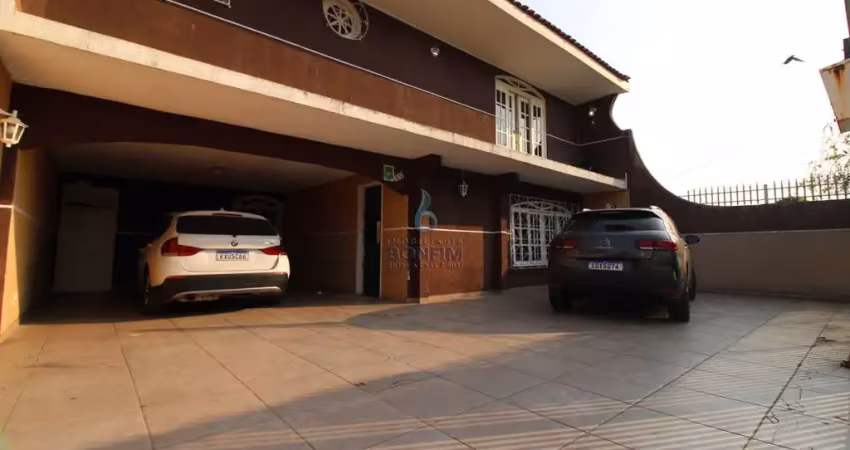 Casa com 3 quartos à venda na Rua Valentin Deda, Capão Raso, Curitiba