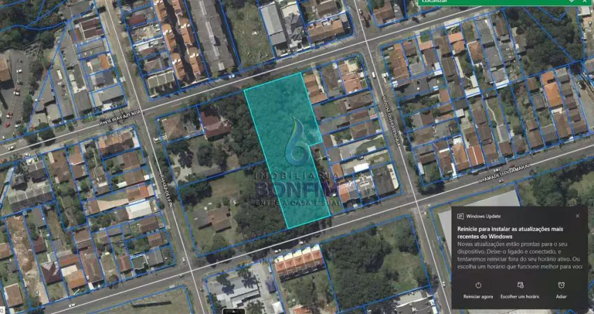 Terreno à venda na Rua Amadeu do Amaral, Portão, Curitiba