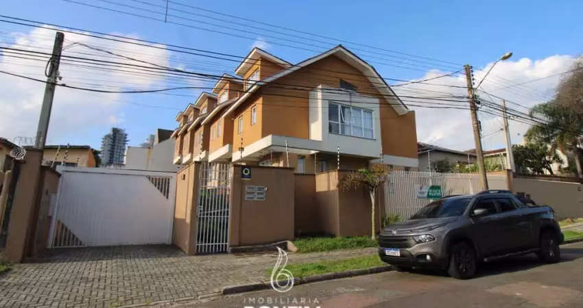 Casa em condomínio fechado com 3 quartos para alugar na Rua Valentin Harkot, Campina do Siqueira, Curitiba