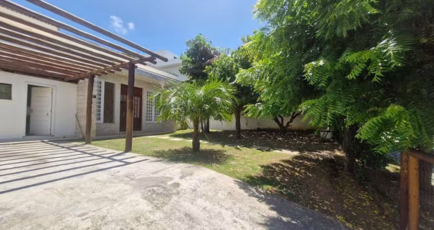 Casa para Locação em Camaçari, Abrantes, 4 dormitórios, 4 suítes, 6 banheiros, 3 vagas