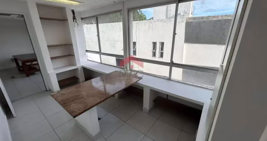 Sala comercial para alugar na Avenida Anita Garibaldi, 360, Federação, Salvador