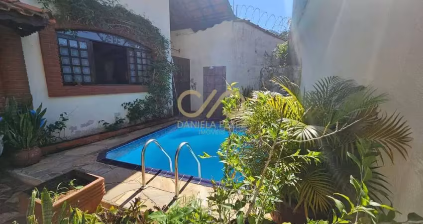 Casa isolada com 3 quartos, canto do forte - praia grande