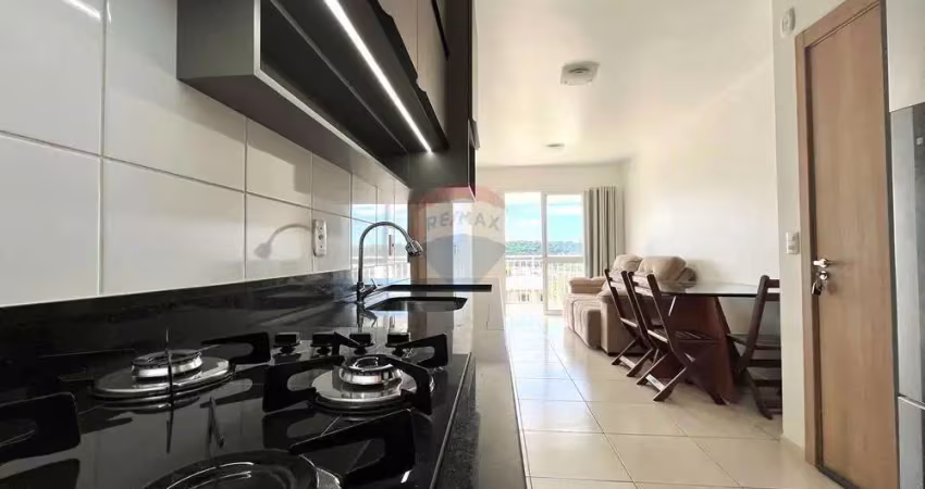 Apartamento com dois Quartos, Sacada e Churrasqueira