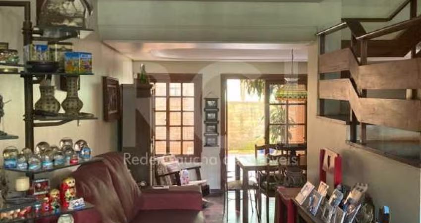 Casa 3 Dormitório(s) Bairro Santo Antonio