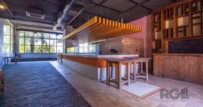 Ponto comercial para alugar na Avenida Wenceslau Escobar, Tristeza, Porto Alegre