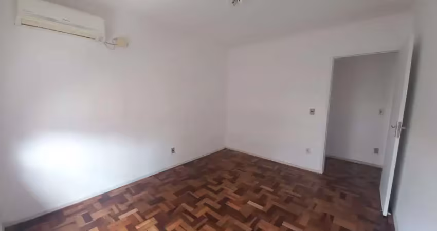 Apartamento com 78m², 2 dormitórios  ccom garagem no bairro cidade baixa!