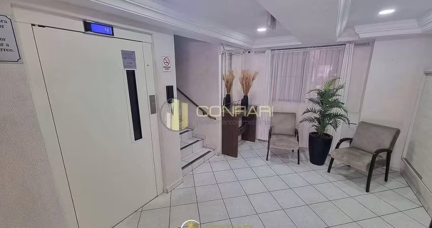 Apartamento com 03 Dormitórios sendo 01 suíte