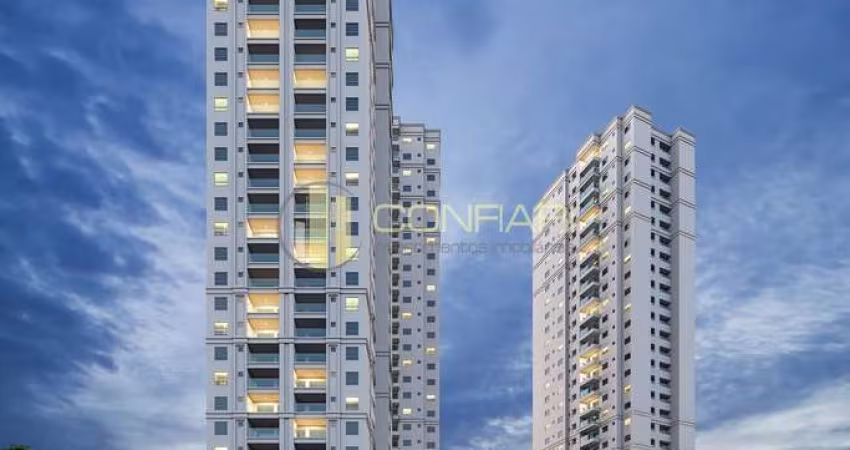 Home Club com 03 Dorm e 02 Vagas, na Meia Praia!