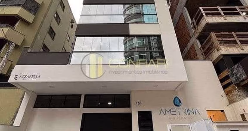 Apartamento novo com vista mar
