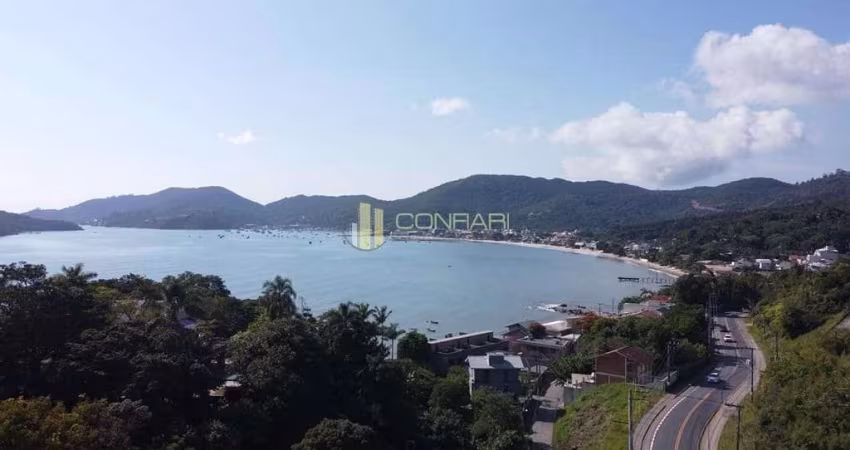 Apartamento com varanda gourmet