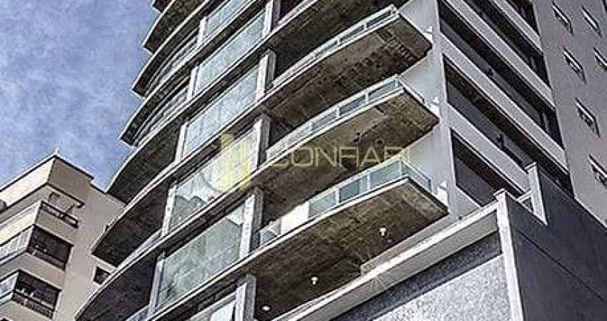 Apartamento diferenciado na Meia praia Itapema