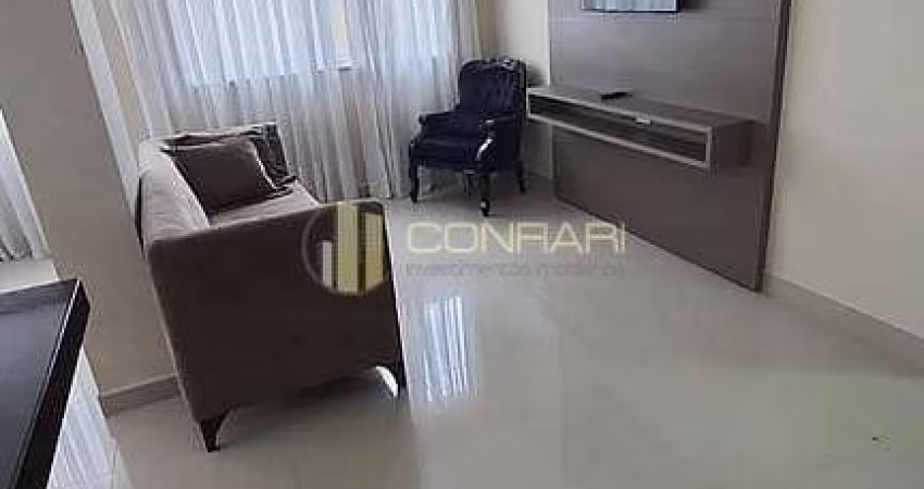 Apartamento mobiliado na Meia Praia com 3 vagas