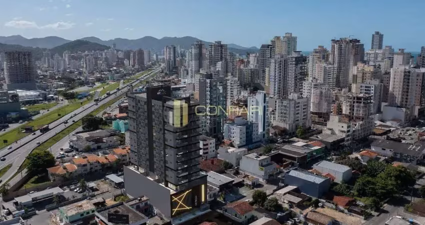 Apartamento com 3 quartos à venda na Rua 207, 762, Meia Praia, Itapema