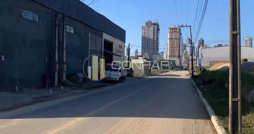 Barracão / Galpão / Depósito para alugar em Morretes, Itapema 