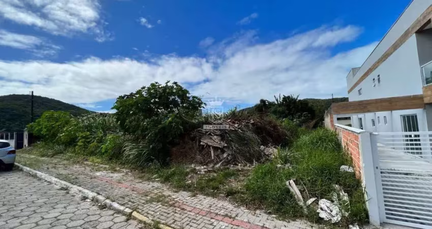 Terreno à venda na Rua Rio Ijuí, Zimbros, Bombinhas